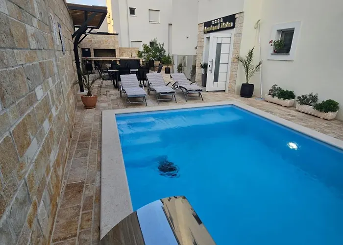 Apartmani Datea